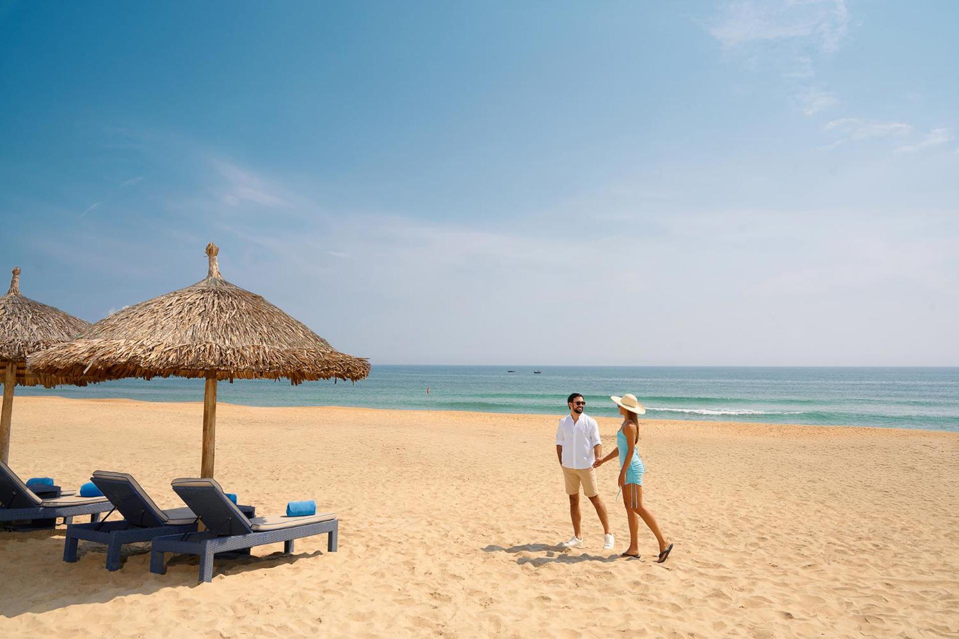 Wyndham Hoi An Royal Beachfront Resort & Villas Esterno foto