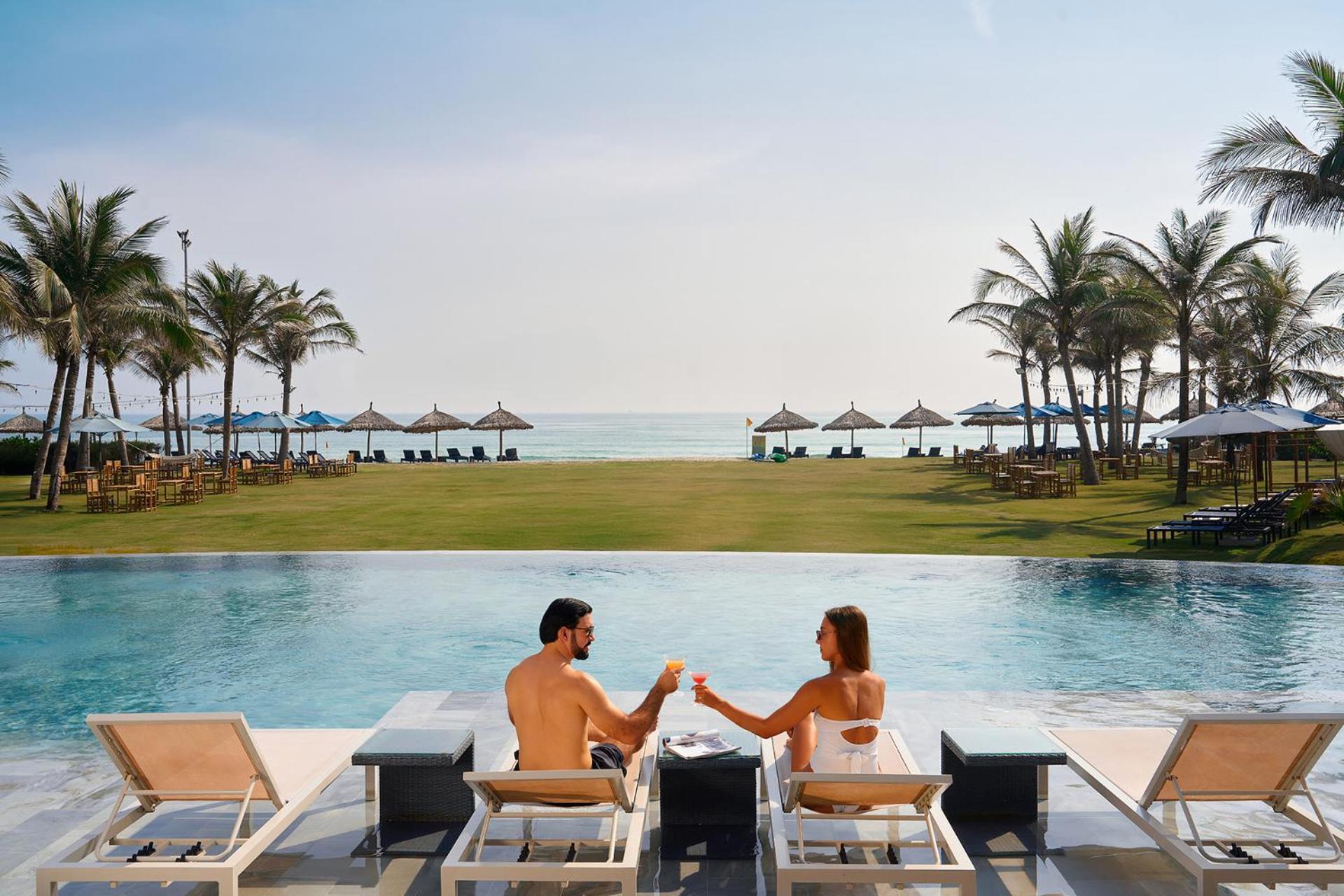 Wyndham Hoi An Royal Beachfront Resort & Villas Esterno foto