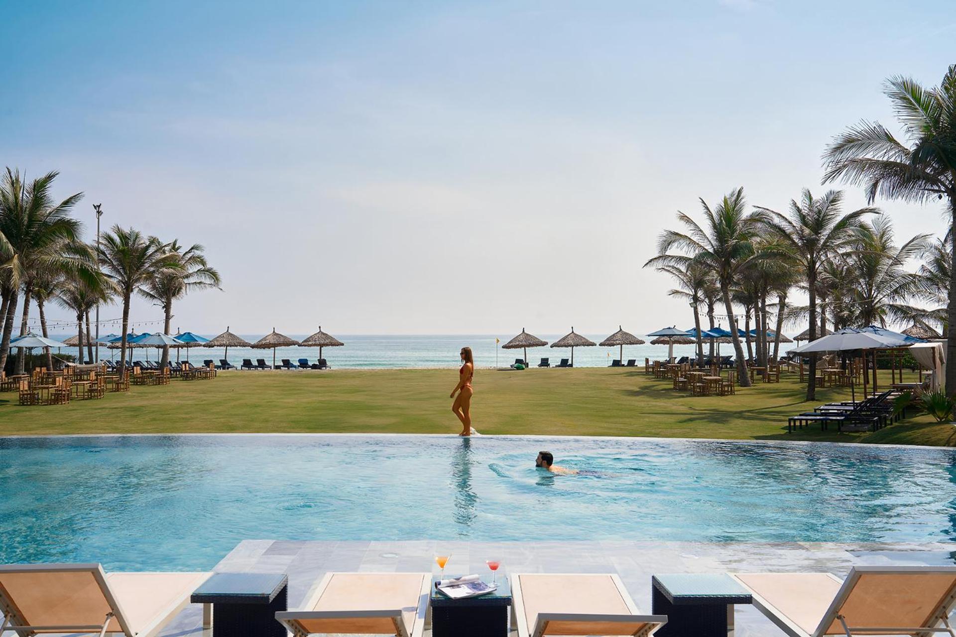 Wyndham Hoi An Royal Beachfront Resort & Villas Esterno foto